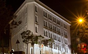Zin D Home Cekmekoey Suit Otel